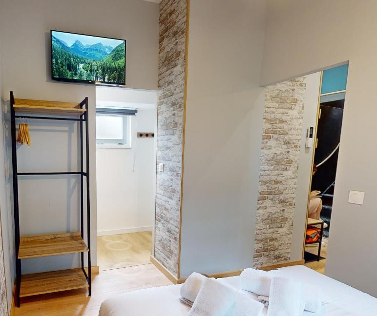 La Peniche De Fabrice Avec Jacuzzi Privatif Apartment Strasbourg Bilik gambar