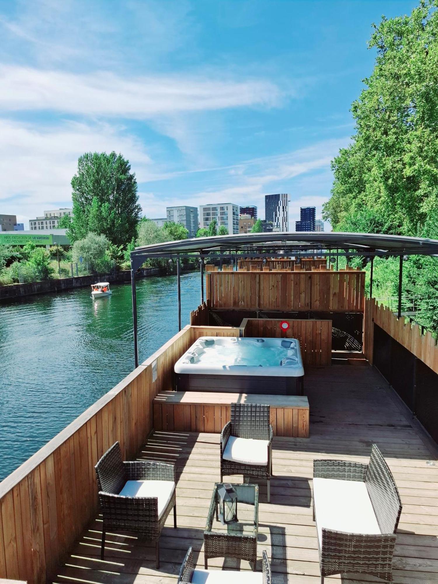 La Peniche De Fabrice Avec Jacuzzi Privatif Apartment Strasbourg Luaran gambar